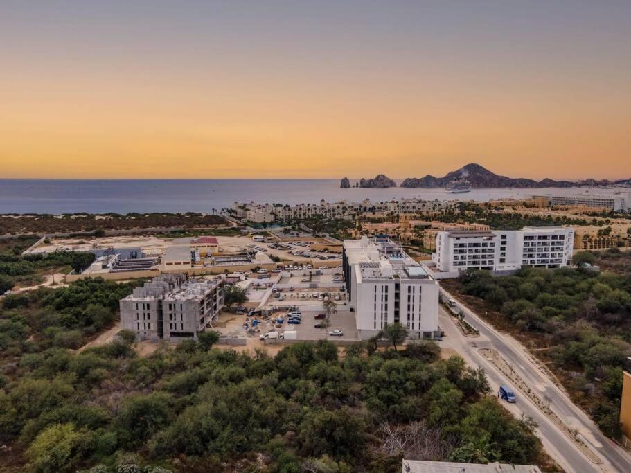 Endless Summer - 2Bed 2Bath Condo - Seasonly Heated Pool With Ocean Views - 5Min Walk To Beach - Fibre Internet - Sleeps 6 Cabo San Lucas Exterior photo